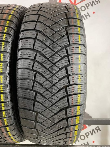 Pirelli Ice Zero FR R18 225/60