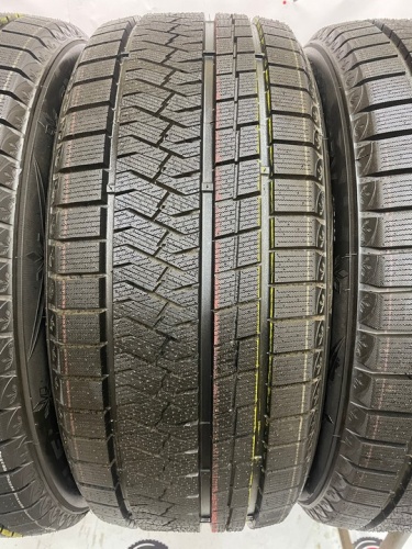 Triangle SnowLink PL02 R19 255/50 107V