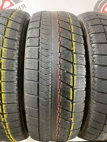 Bridgestone BliZZak VRX R16 215/65