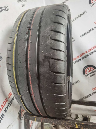 Michelin Pilot Sport Cup R19 235/35