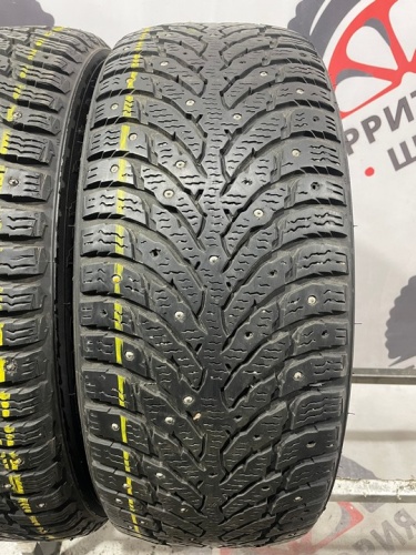Nokian Tyres Hakkapeliitta 9 R17 215/55