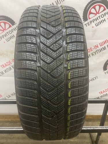 Pirelli Winter Sottozero3 R19 255/45 104W