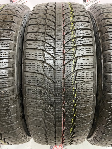 Triangle Snow Link 215/55 R17 R98
