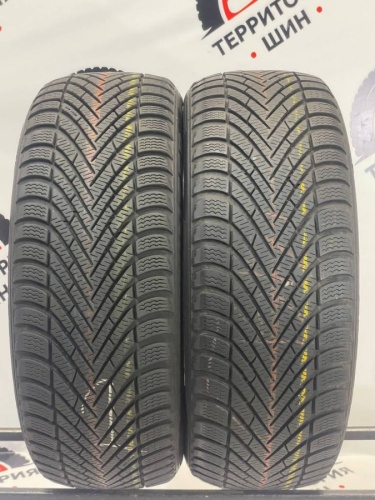 Pirelli Winter Cinturato R17 205/50