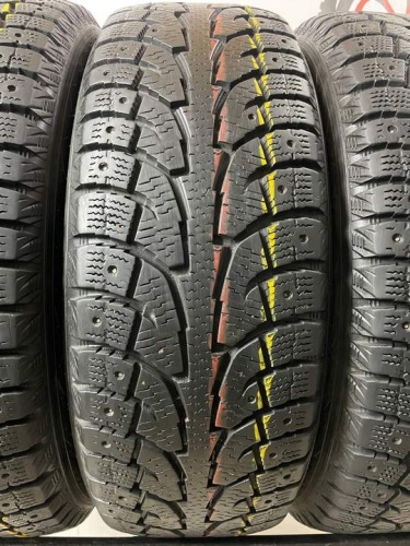 Hankook I'Pike RW11 R17 215/60