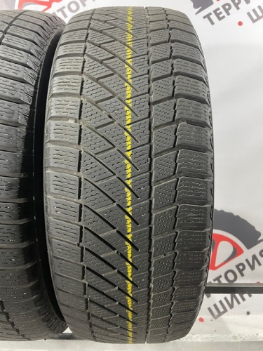 Continental ContiVikingContact 6 R19 235/55