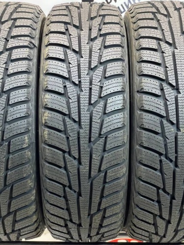 Zeta Antarctica 6 R16 215/70