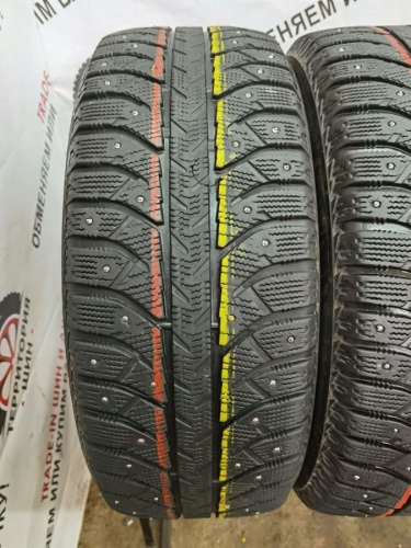 Bridgestone Ice Cruiser 7000 225/60 102T R16