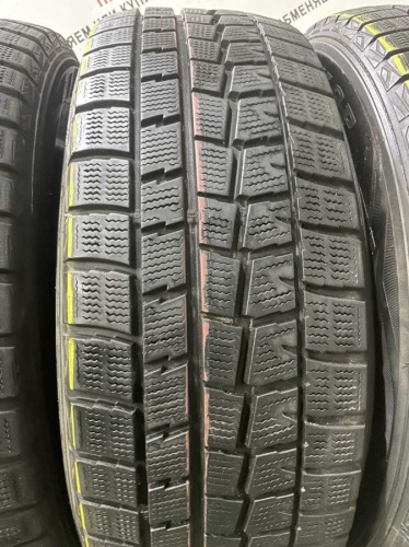 Dunlop SP Winter Maxx WM01 R16 215/65