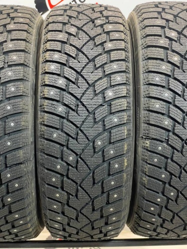 Zeta Antarctica Sport R17 235/65