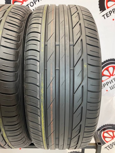 Bridgestone Turanza T001 R18	225/50