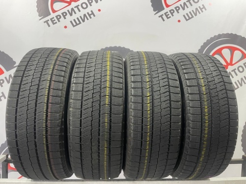 Bridgestone Blizzak VRX2 R17 205/55