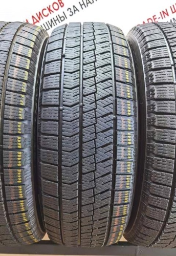 Bridgestone Blizzak VRX2 R15 195/65