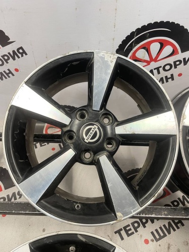 Литые Nissan R16 R16 6.5J 5*114.3 ET40 d66.1