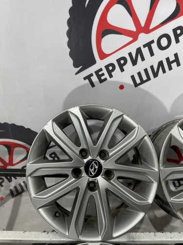 Диски литые R16 5х114.3 цо67.1 ет53