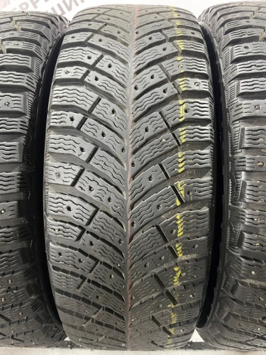 Michelin X-Ice North 4 R16 215/60