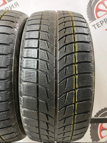 Bridgestone Blizzak WS60 R17 235/55.