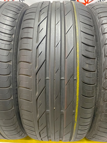 Bridgestone Turanza T001 R17	225/45