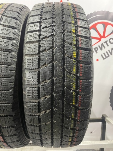 Toyo Observe GSi-5 R17 225/60