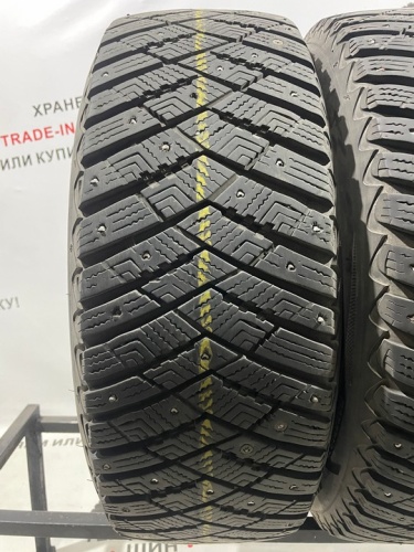Goodyear Ultragrip Ice Arctic R17 225/60
