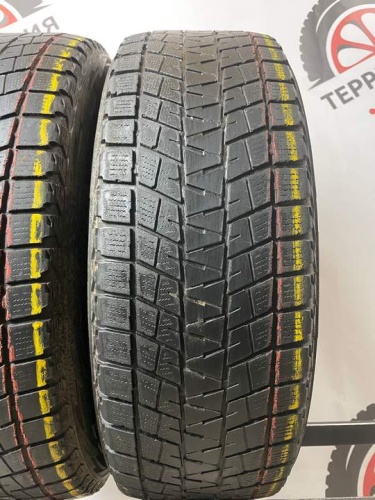 Bridgestone Blizzak DM-V1 R16 215/65