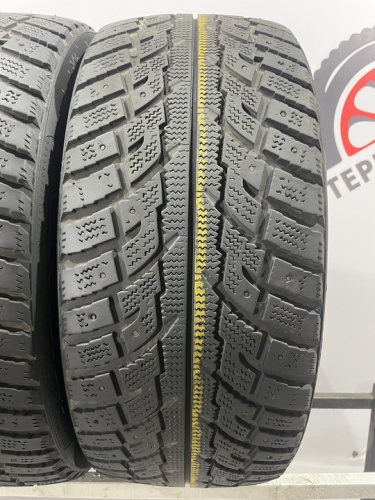 Kumho I'Zen RV Stud KC16 R17 235/55