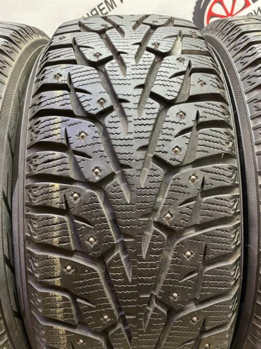 Yokohama IceGuard STUD R16 205/55