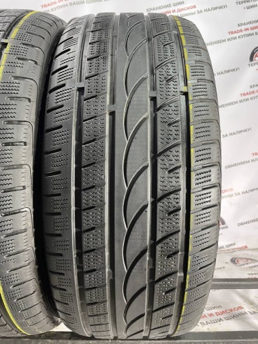 Powertrac Snowstar R18	235/45