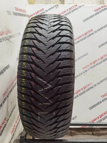 Goodyear UltraGrip 8 R16 205/60