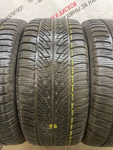 GoodYear UltraGrip 8 Performance R20 285/45 112V