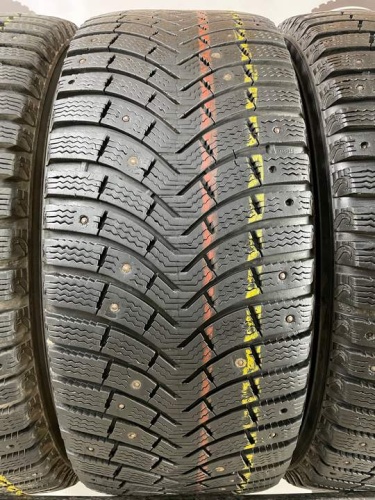 Michelin Latitude X- Ice 2 R18 235/55