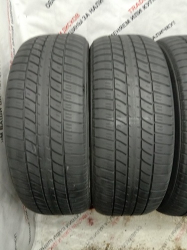 Bridgestone Dueler H/L 33 R19 235/55