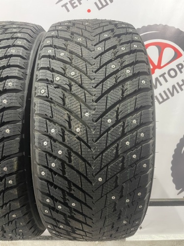 iLink Wintervorhut Stud II R20 245/40