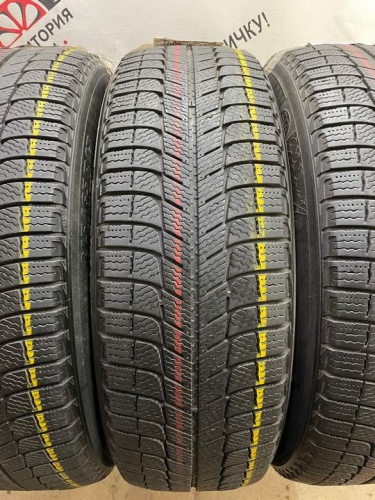 Michelin X-Ice 3 R17 215/65.