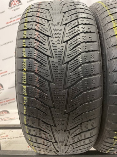 Hankook Winter I'Cept iZ 2 W616  R17 215/50