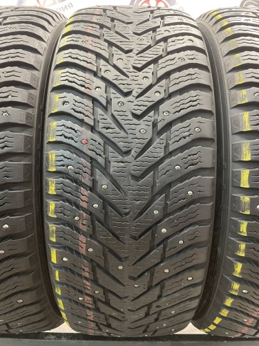 Nokian Tyres Hakkapeliitta 8 SUV 225/60 R17