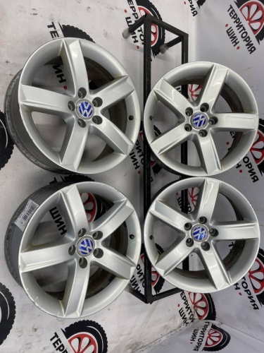 Литые диски VAG R17 5х112 ЦО57.1  7.5J ET47