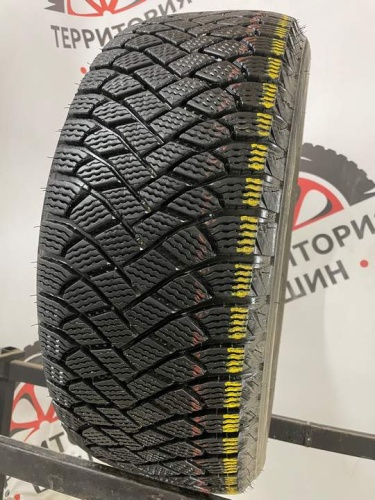 Maxxis Premitra Ice 5 R17 215/55
