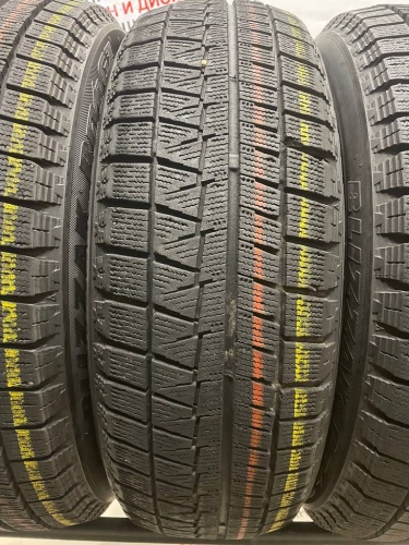 Bridgestone Blizzak Revo GZ R15	185/60