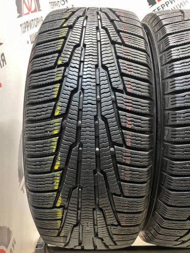 Nokian Hakkapeliitta R 215/55/16