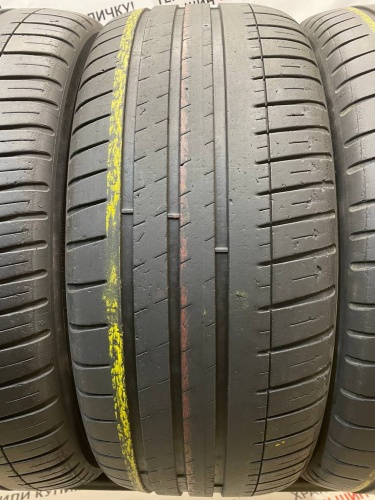 Michelin Pilot Sport 3 R18	235/45