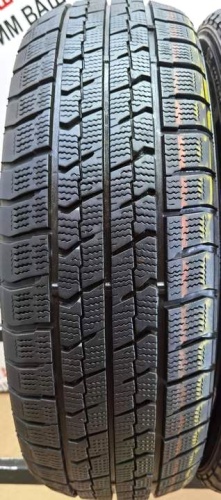 Goodyear Ice Navi Zea II R16 205/60