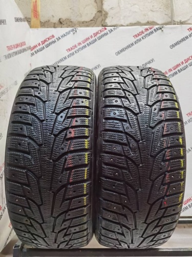 Hankook Winter I*Cept RS R17	215/50