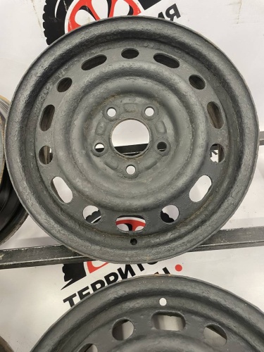 Штампы очень ржавые  R15 5х114.3 цо66 ет35 5j