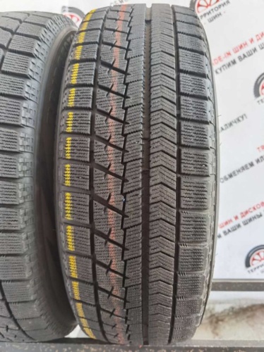 Bridgestone Blizzak VRX R16 205/65