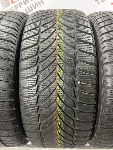 Goodyear UltraGrip Ice 2 R18 235/45