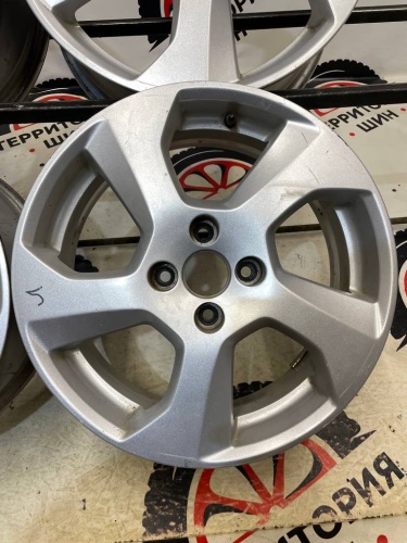 Литьё Ларгус R16 4x100 et 50 co60,1
