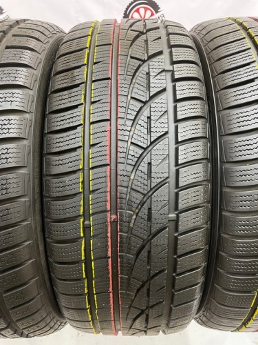 Hankook winter i*cept evo R17 215/45 91V