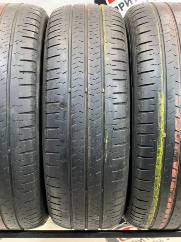 Nexen Roadian CT8 R17 215/65