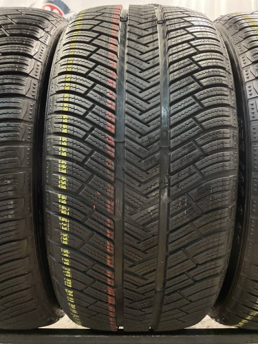 Michelin Pilot Alpin PA4 R20 255/40